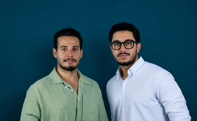 دو عضو تیم فور